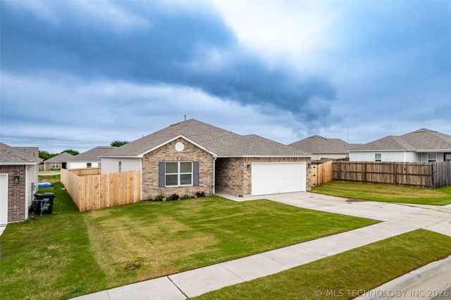 23317 E 114th Street S, Broken Arrow, OK 74014