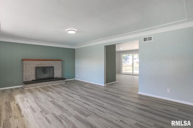 4030 N BROOKDALE Place, Peoria, IL 61614