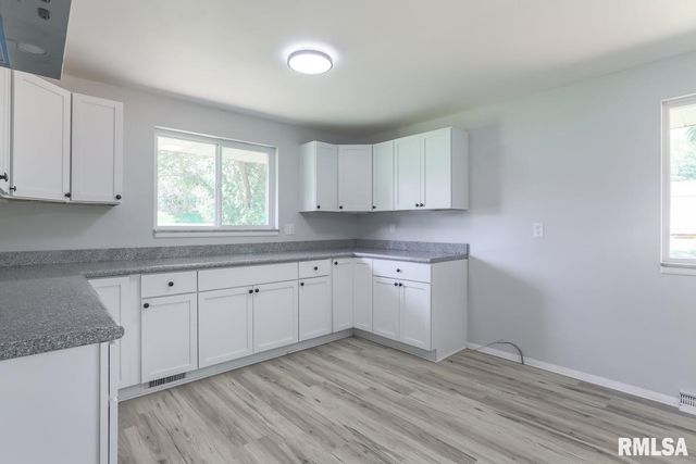 4030 N BROOKDALE Place, Peoria, IL 61614