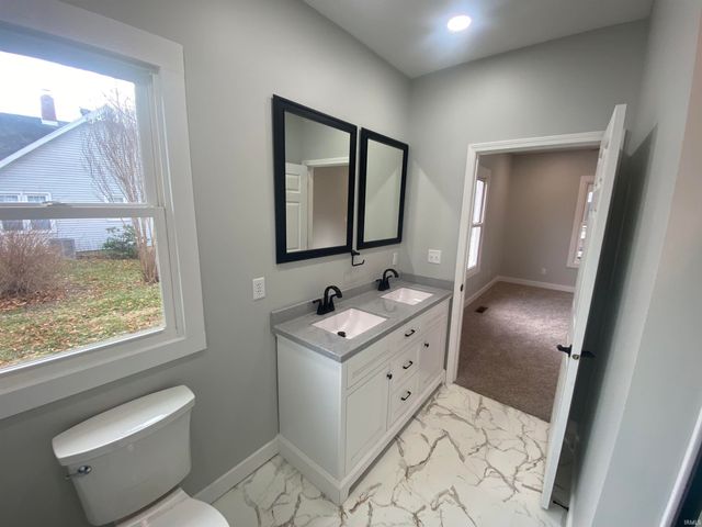 375 Main Street, Elberfeld, IN 47613