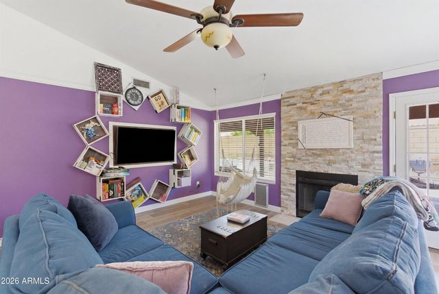 5236 E HOBART Street, Mesa, AZ 85205