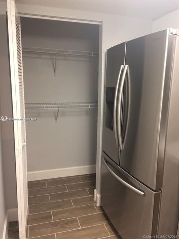 10749 Cleary Blvd 107, Plantation, FL 33324