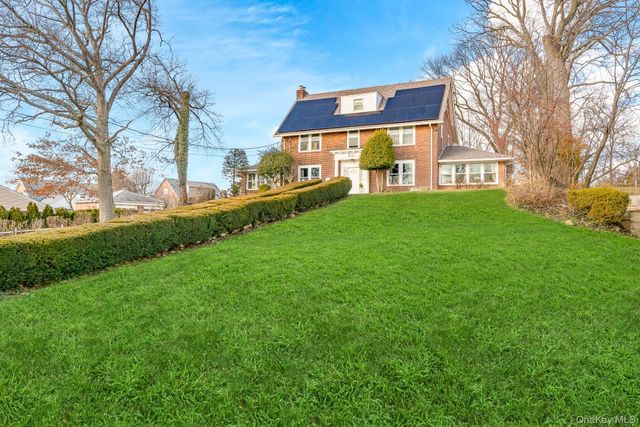 181-23 Henley Road, Jamaica Estates, NY 11432