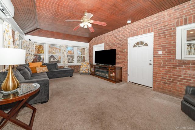 181-23 Henley Road, Jamaica Estates, NY 11432