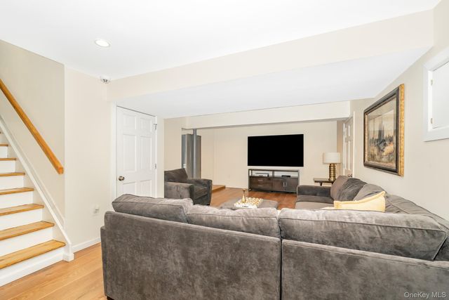 181-23 Henley Road, Jamaica Estates, NY 11432