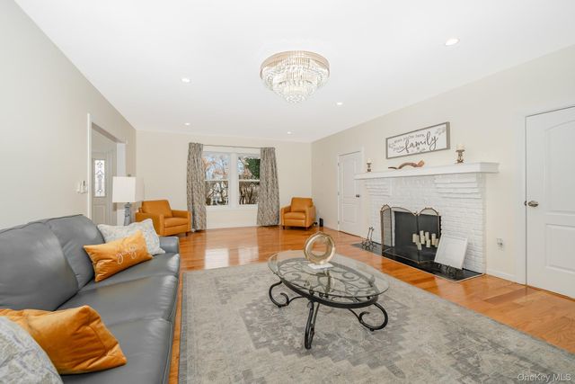 181-23 Henley Road, Jamaica Estates, NY 11432