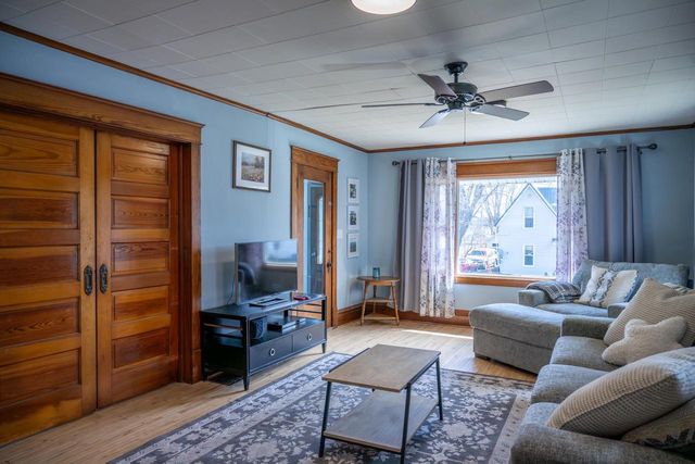 1113 Oak Avenue, Tomah, WI 54660