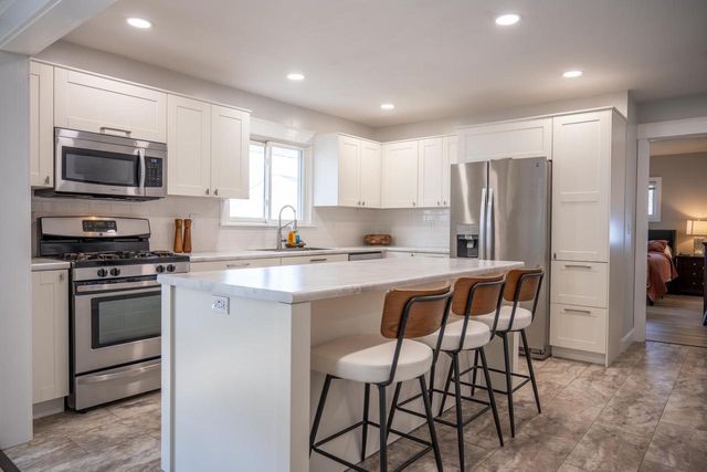 1113 Oak Avenue, Tomah, WI 54660