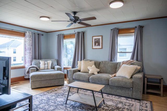 1113 Oak Avenue, Tomah, WI 54660