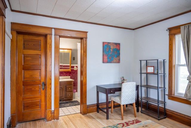 1113 Oak Avenue, Tomah, WI 54660