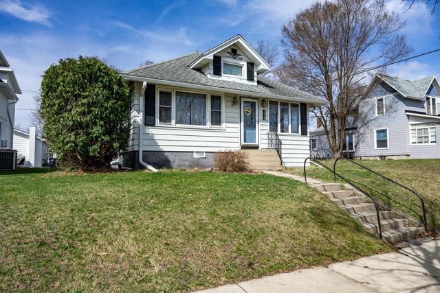 1113 Oak Avenue, Tomah, WI 54660