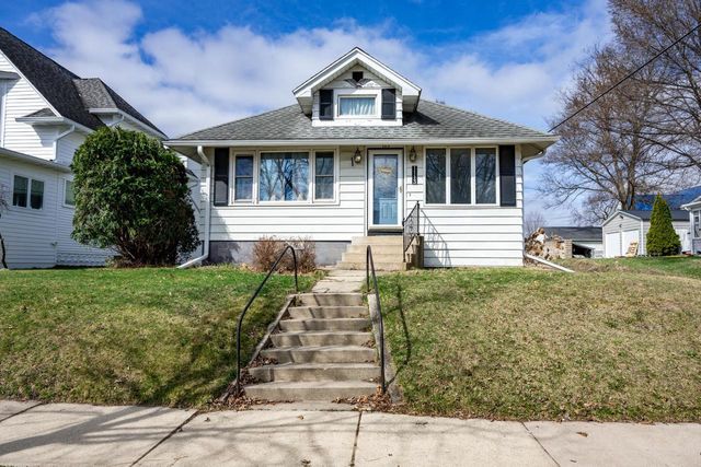 1113 Oak Avenue, Tomah, WI 54660