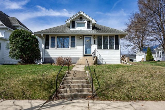 1113 Oak Avenue, Tomah, WI 54660