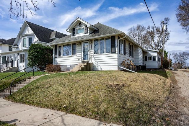 1113 Oak Avenue, Tomah, WI 54660