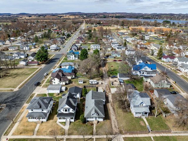 1113 Oak Avenue, Tomah, WI 54660