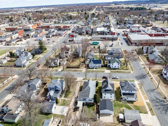 1113 Oak Avenue, Tomah, WI 54660