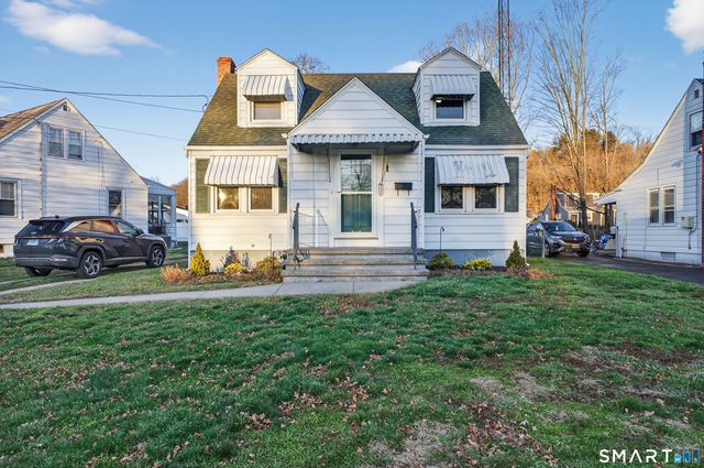 124 Estelle Road, East Haven, CT 06512