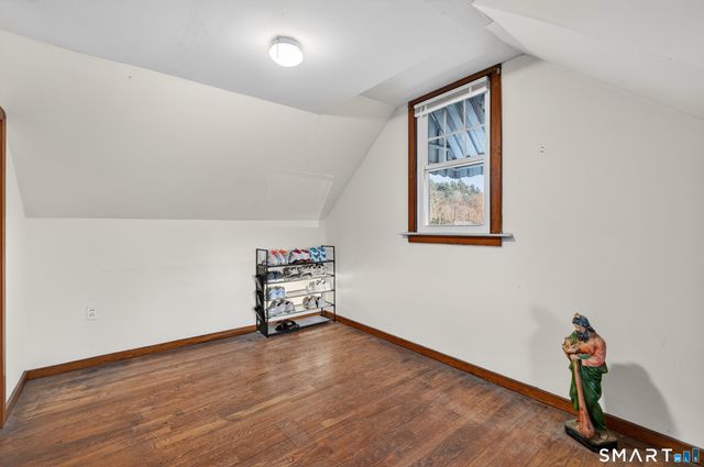 124 Estelle Road, East Haven, CT 06512