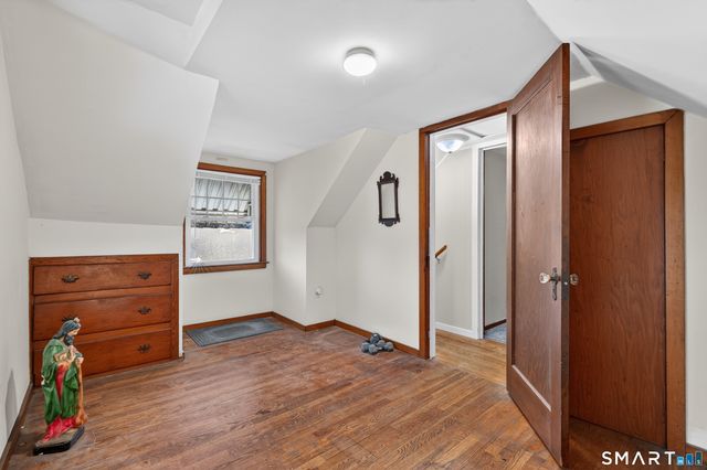 124 Estelle Road, East Haven, CT 06512