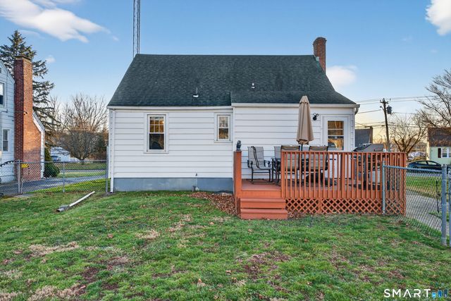 124 Estelle Road, East Haven, CT 06512