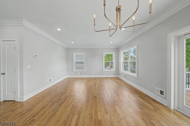 58 Navajo Ave, Parsippany-troy Hills Twp., NJ 07034