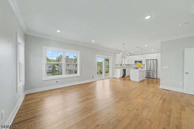 58 Navajo Ave, Parsippany-troy Hills Twp., NJ 07034