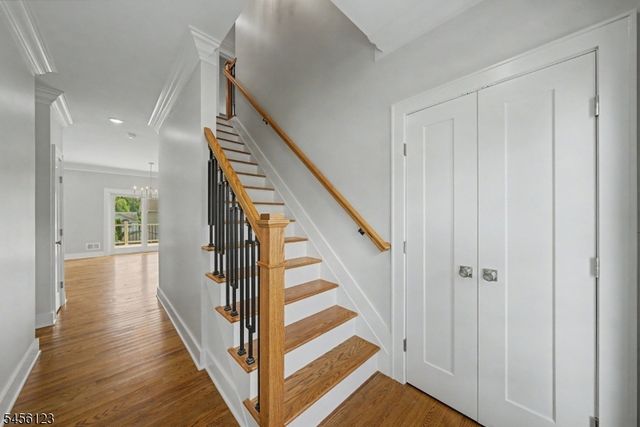 58 Navajo Ave, Parsippany-troy Hills Twp., NJ 07034