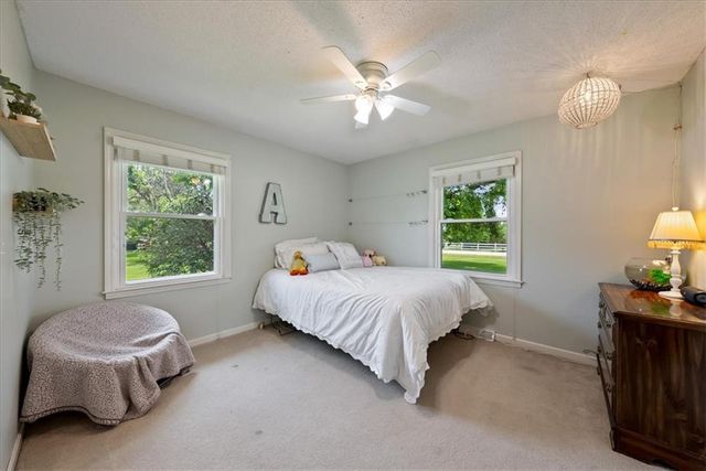 20425 Nall Avenue, Stilwell, KS 66085