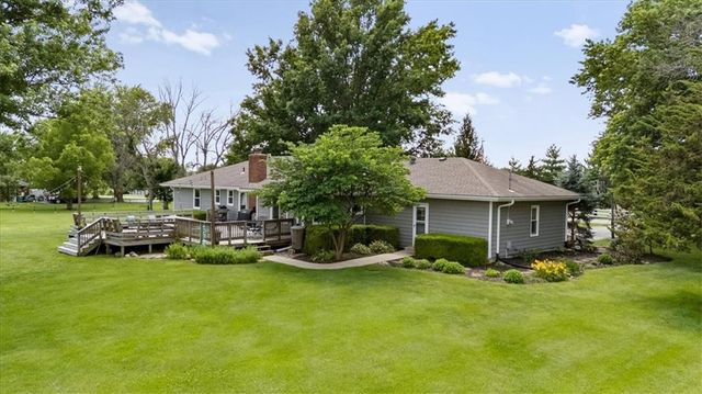 20425 Nall Avenue, Stilwell, KS 66085