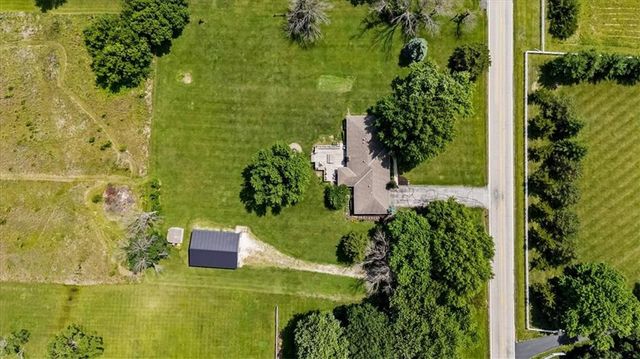 20425 Nall Avenue, Stilwell, KS 66085