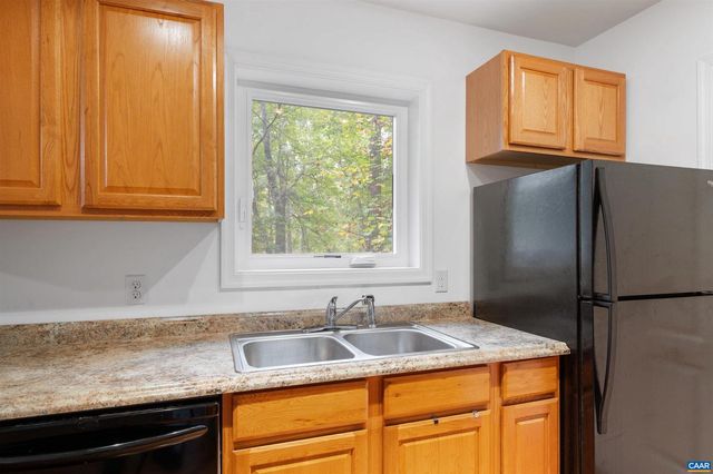 345 REDHAWK TRL, Charlottesville, VA 22903