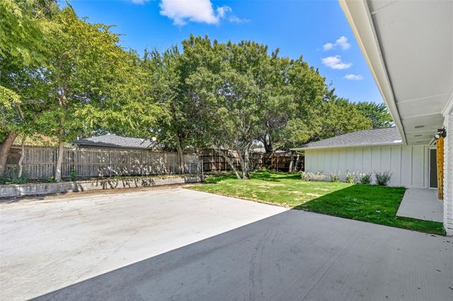 2709 Quail Ridge Drive, Carrollton, TX 75006