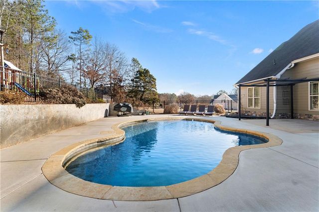 69 Fallen Branch SE Circle, Rome, GA 30161