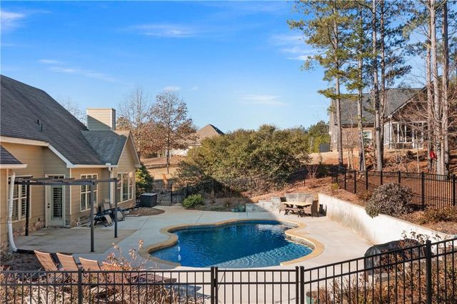 69 Fallen Branch SE Circle, Rome, GA 30161