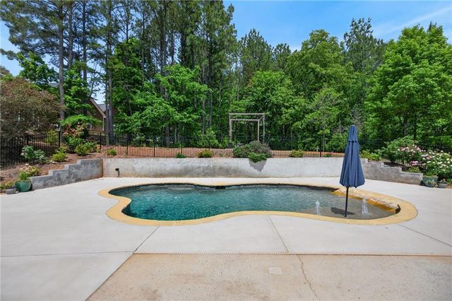 69 Fallen Branch Circle SE, Rome, GA 30161