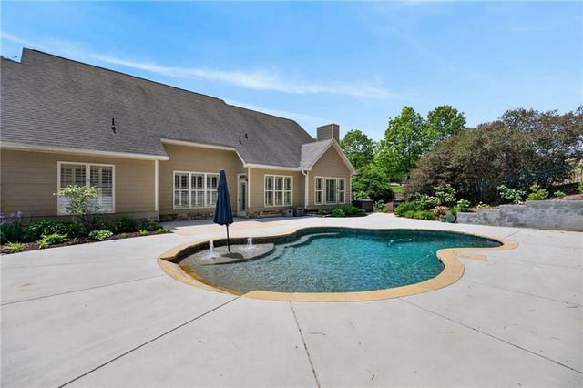 69 Fallen Branch Circle SE, Rome, GA 30161