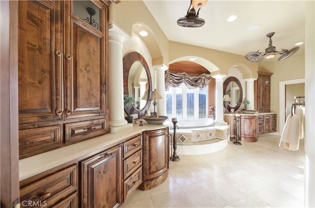 10649 Rio Mesa Drive, Bakersfield, CA 93308