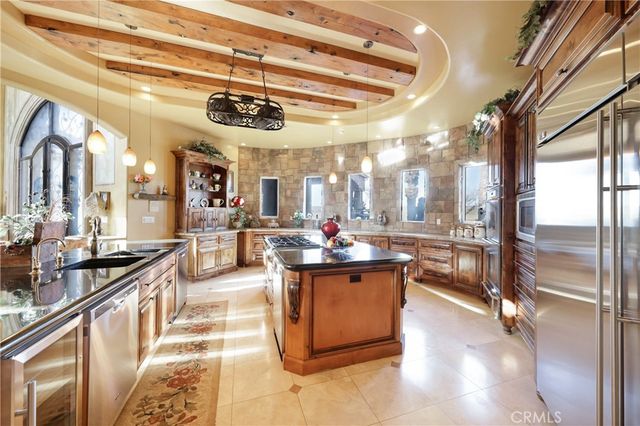 10649 Rio Mesa Drive, Bakersfield, CA 93308