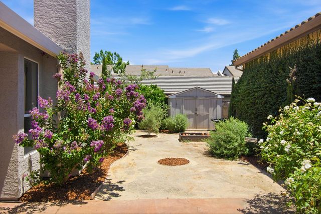 4025 Lowdan Ct, Roseville, CA 95747
