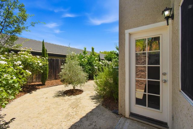 4025 Lowdan Ct, Roseville, CA 95747