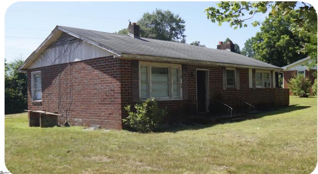 173 Burns Hill Road, Liberty, SC 29657