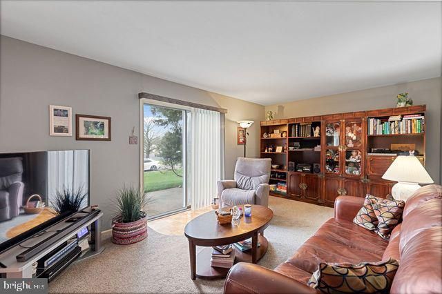 1120 ANGUS CIR, Blue Bell, PA 19422