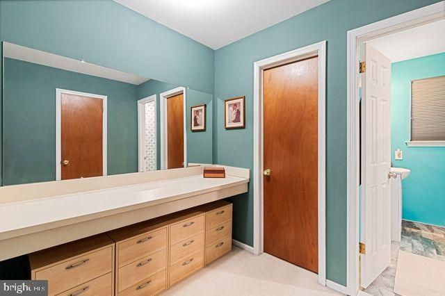 1120 ANGUS CIR, Blue Bell, PA 19422