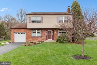 1120 ANGUS CIR, Blue Bell, PA 19422
