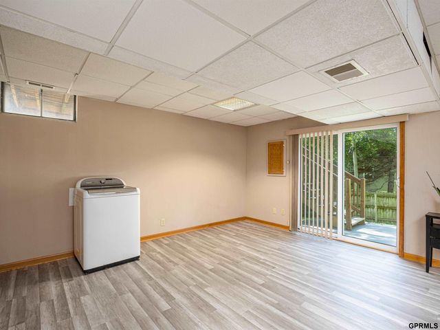 4523 Aurora Drive, Omaha, NE 68134