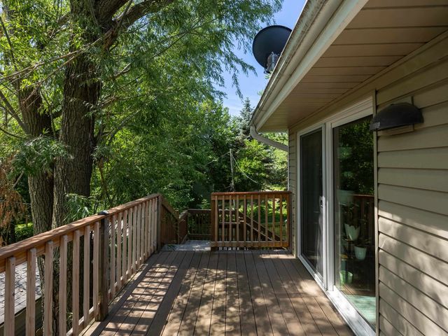 4523 Aurora Drive, Omaha, NE 68134