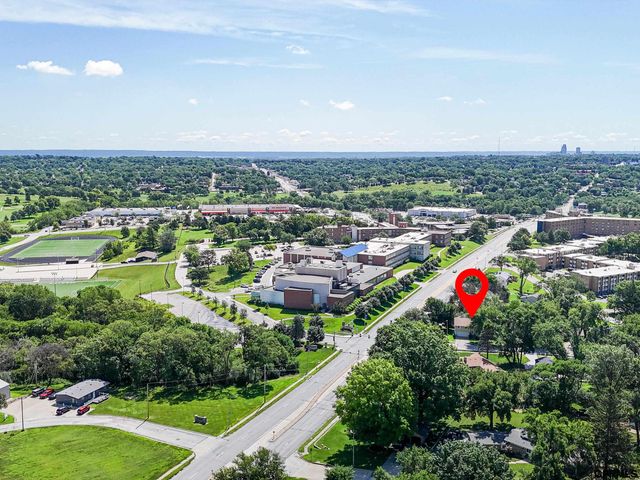 4523 Aurora Drive, Omaha, NE 68134