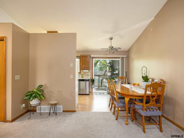 4523 Aurora Drive, Omaha, NE 68134