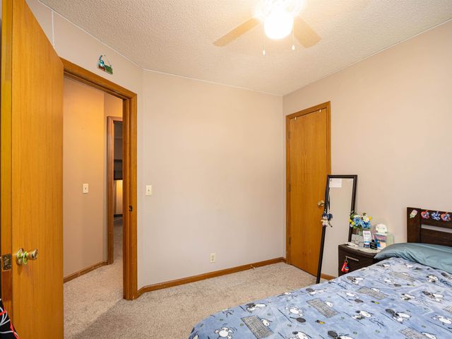 4523 Aurora Drive, Omaha, NE 68134