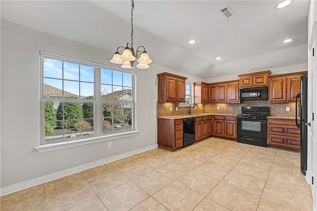 703 Olivia Lane, Centerton, AR 72719